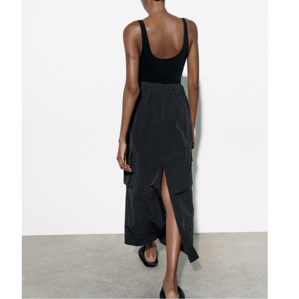 ZARA NWT NYLON CARGO SKIRT 🍒 - Picture 5 of 9